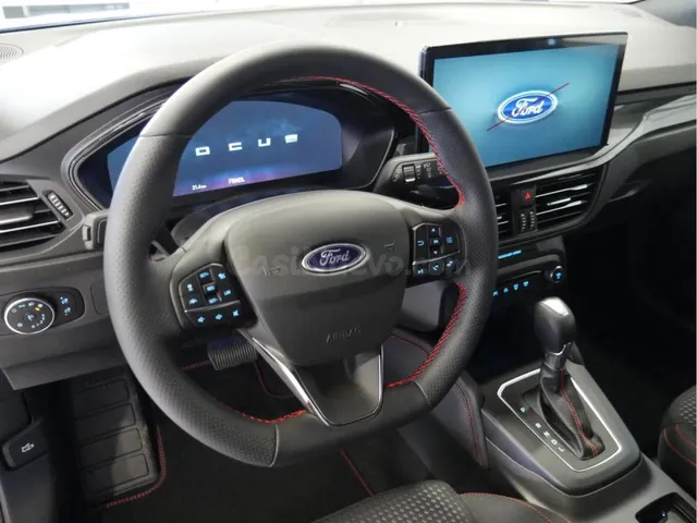 Ford Focus 1.0 125CV Madrid - Kilometraje bajo y diseño mode - foto 5