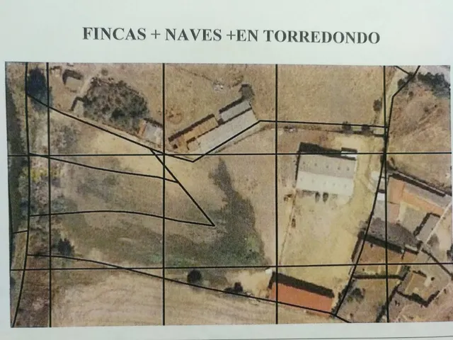 Finca con Naves En Torredondo