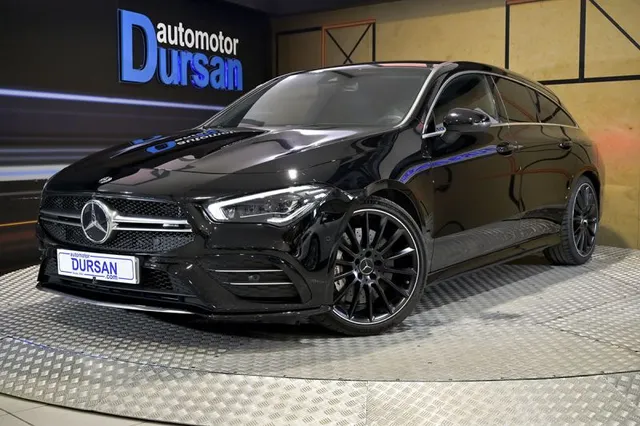 Mercedes-Benz CLA 35 AMG CLA MercedesAMG 35 4MATIC Shooting 