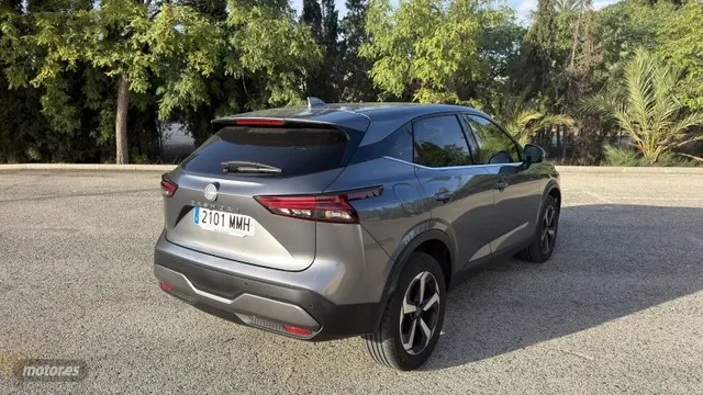 Nissan Qashqai - foto 2