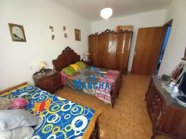 REF: Y074 INMOBILIARIA LA MANCHA VENDE PARCELA EN TERRENO RÚ - foto 5