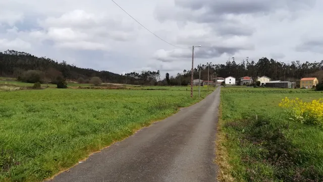 FINCA EDIFICABLE EN AMES - foto 4