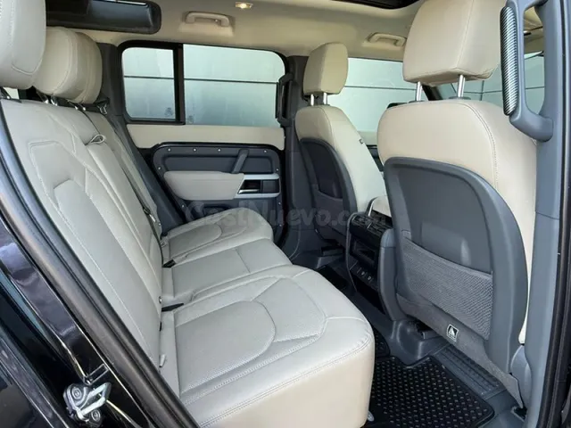 Land Rover Defender - foto 5