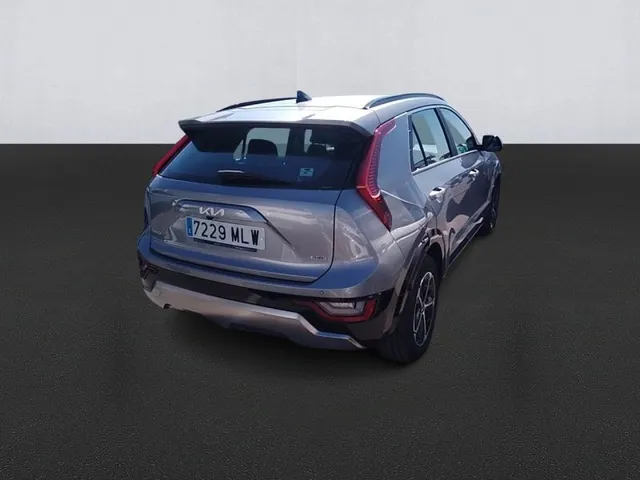 Kia Niro 1.6 GDi PHEV 135kW (183CV) Drive (2023) - foto 4