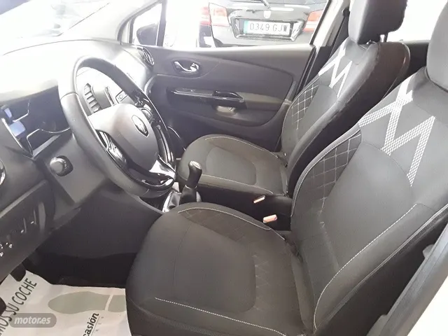 Renault Captur - foto 5