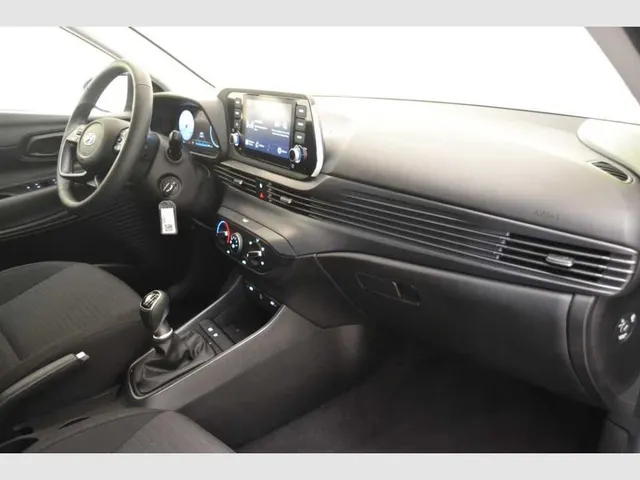 Hyundai i20 - foto 5