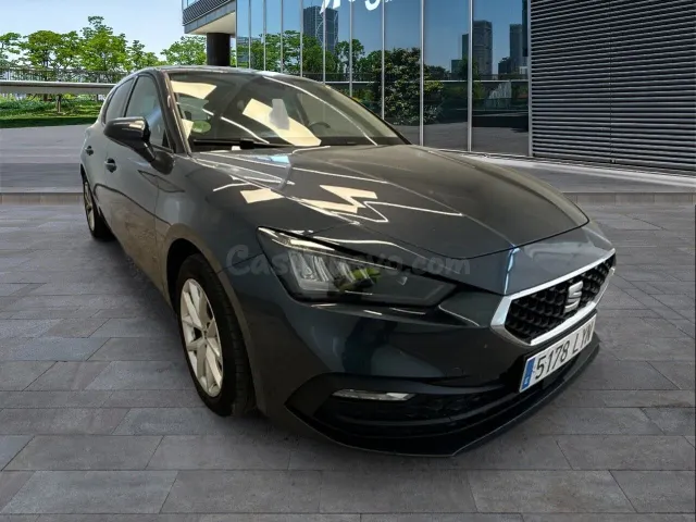 Seat Leon 1.5 TSI 130CV S&S Style Go en Vitoria-Gasteiz - foto 3