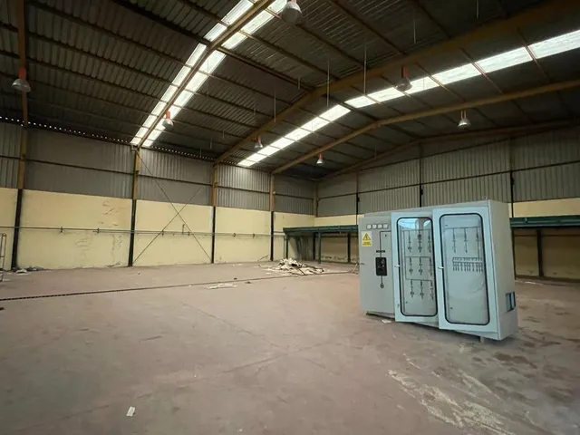 VENTA NAVE INDUSTRIAL EN TORAL DE LOS VADOS - foto 4
