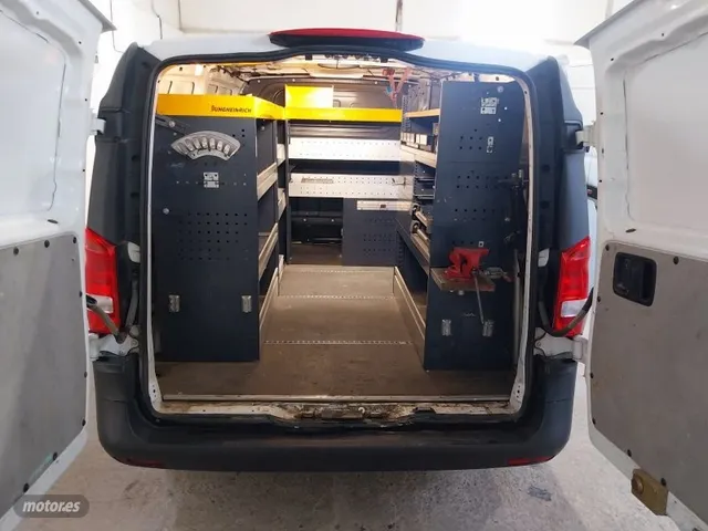 Furgoneta Mercedes Vito taller Utrera - Oferta contado