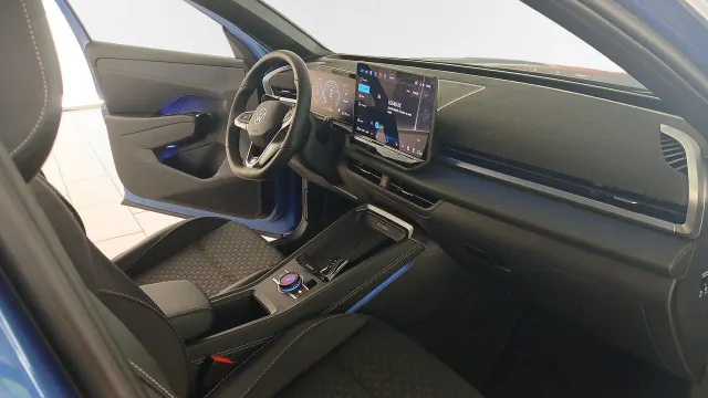 Volkswagen T-Roc T-ROC 1.5 TSI 110KW DSG R-LINE 5P - foto 5