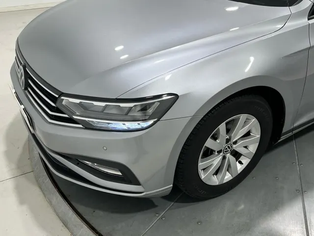 Volkswagen Passat - foto 2