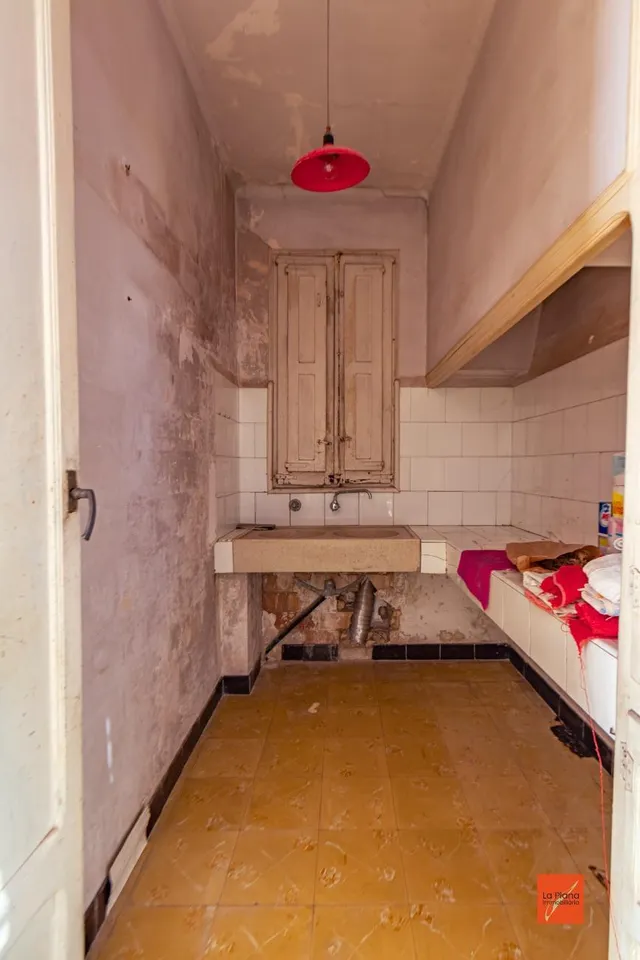 CASA ESQUINERA CON ALMACÉN EN VENTA EN SANTA BARBARA (TARRAG - foto 5