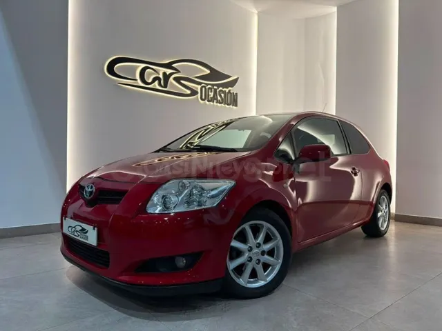 TOYOTA Auris 1.4 D4D Auris