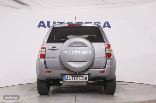 Suzuki Grand Vitara - foto 5