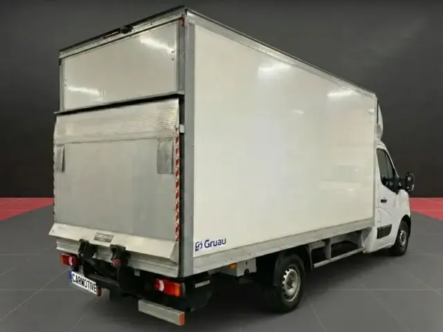 Renault Master Carrozado 4.6m 2023 - Ideal para Canarias con