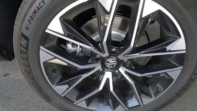 MG MGS9 1.5 COMFORT PHEV - foto 4