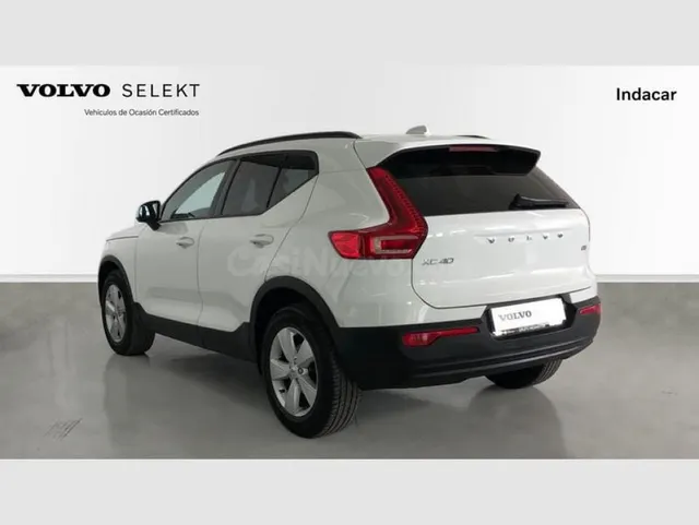 Volvo XC40 - foto 2