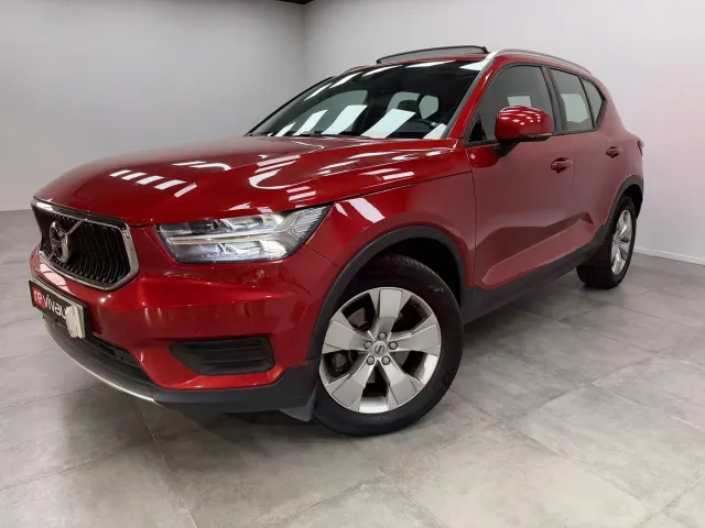Volvo XC40 2.0 D4 AWD Momentum Auto - foto 2