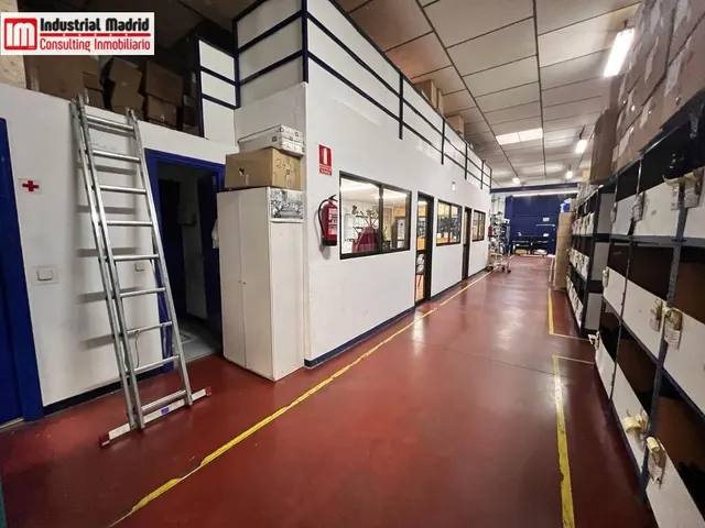 NAVE INDUSTRIAL EN VENTA EN ARGANDA DEL REY - foto 3