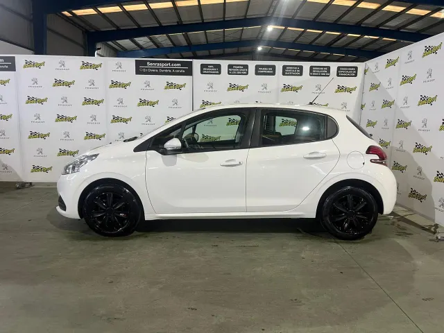 Peugeot 208 208 xad - foto 2