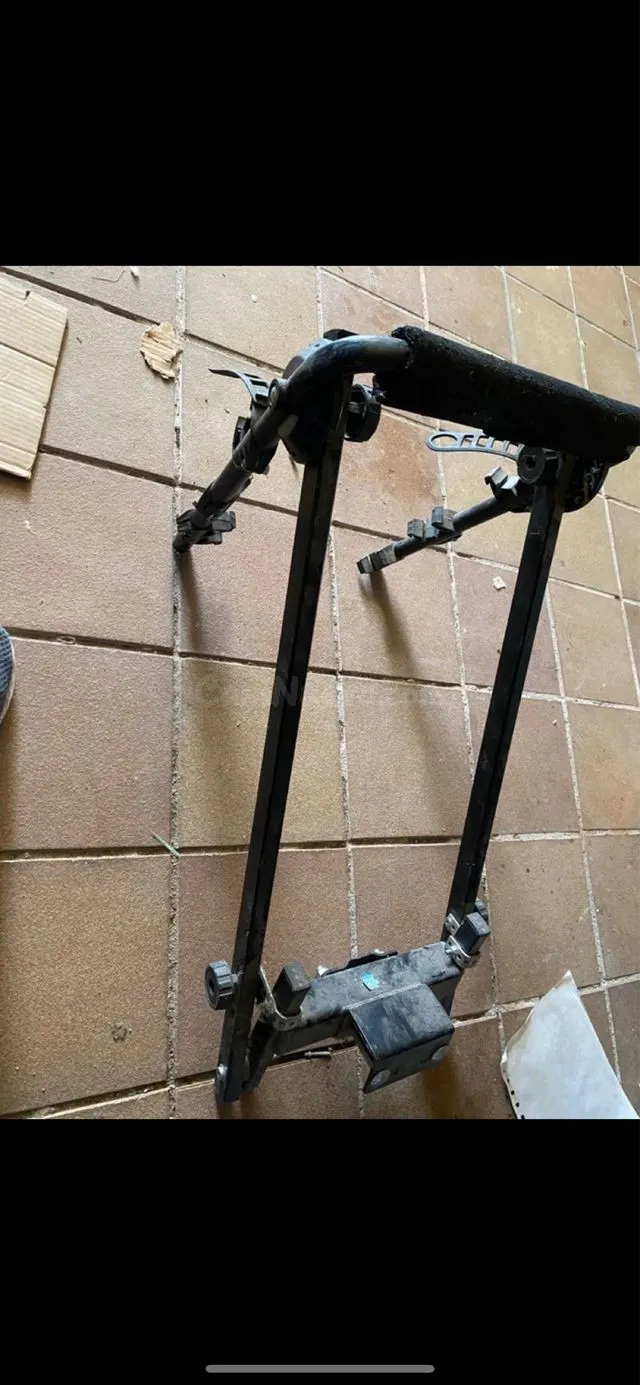 Portabicicletas para coche – Malgrat de Mar – Estado bueno - foto 3