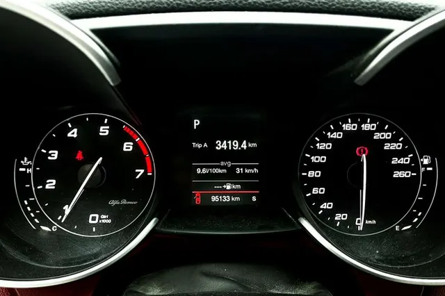 Alfa Romeo Giulia 2.0 Gasolina 147kW 200CV Executive AT (201 - foto 5