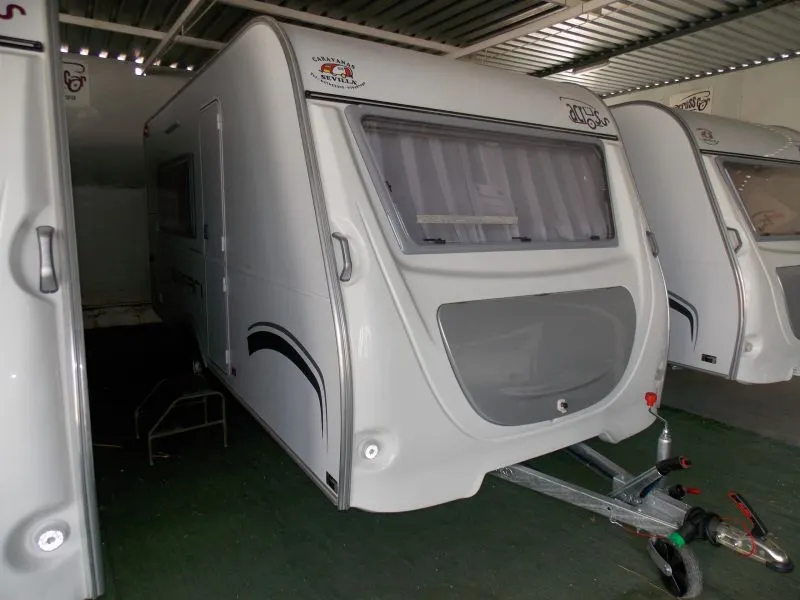 Knaus SPORT 400 LKK