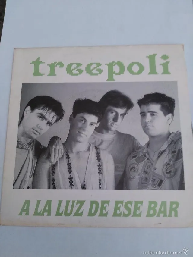 TREEPOLI A LA LUZ DE ESE BAR PROMO - PROMOCIONAL