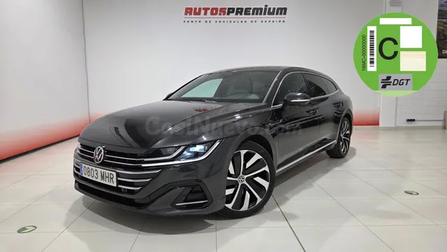 Volkswagen Arteon 2.0 TDI DSG 150 CV (2023)