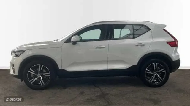Volvo XC40 - foto 3