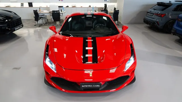 Ferrari F8 Spider - foto 5