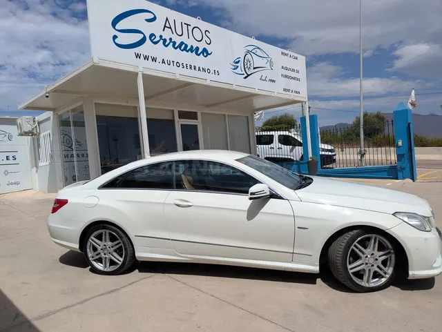 Mercedes Clase E E 220 CDI BlueEFFICIENCY Coupé - foto 4
