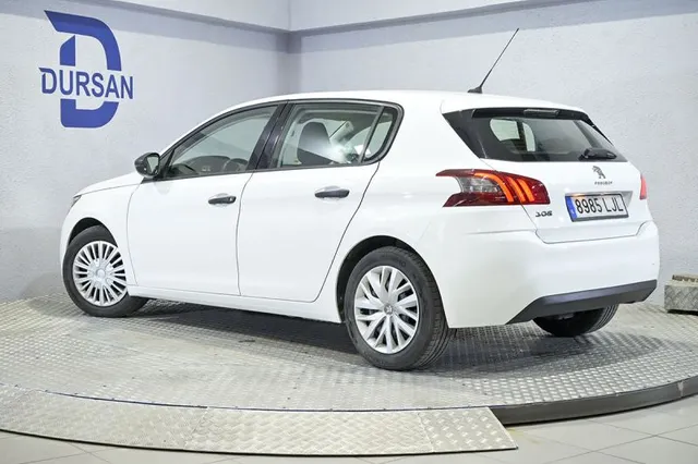 Peugeot 308 5P Active BlueHDi 100 SS (2020) - foto 4