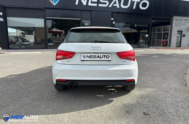 Audi A1 1.4 TFSI 125CV Attraction - foto 3