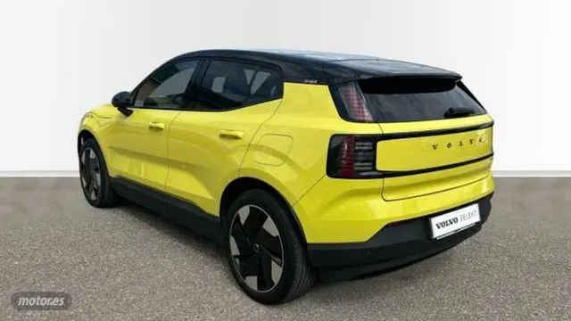 Volvo EX30 - foto 2