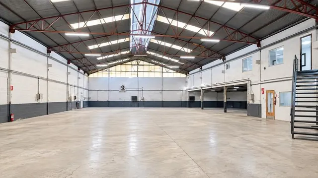 NAVE INDUSTRIAL EN ARCHENA NAVE DE 823 METROS CUADRADOS, EN  - foto 3