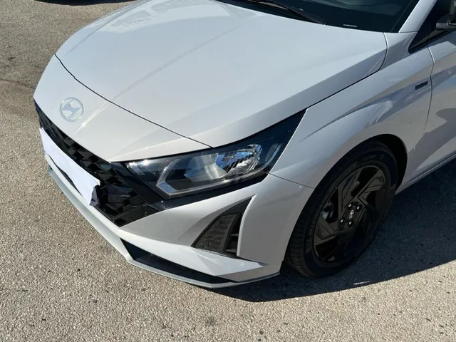 Hyundai i20 - foto 2
