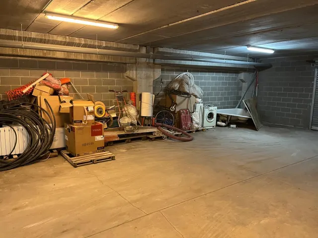 Nave Industrial de 823 m2 en Sabadell - foto 3