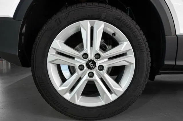 Audi Q2 Sport 30 TFSI 81 kW (110 CV) - foto 5