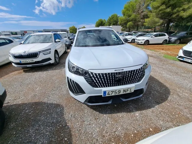 Peugeot 2008 Allure Puretech 100 S&s 6 Vel. Man - foto 2