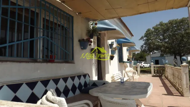 FINCA RUSTICA CON VIVIENDAS (GIBRALEON) - foto 3