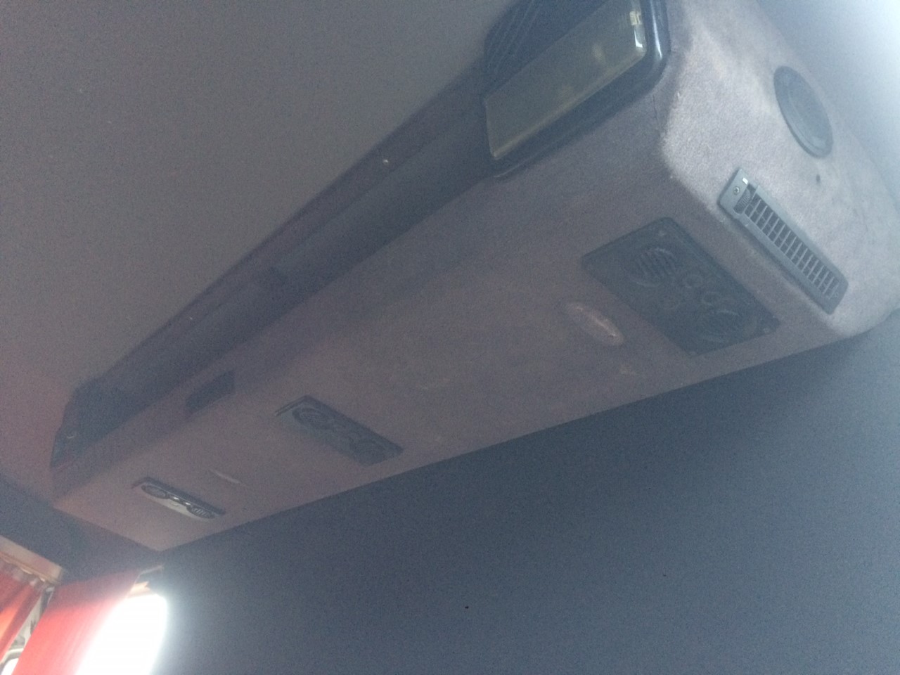 VOLKSWAGEN L 35 2.5 D CAMPERITAZADA 6 PLAZAS - foto 8