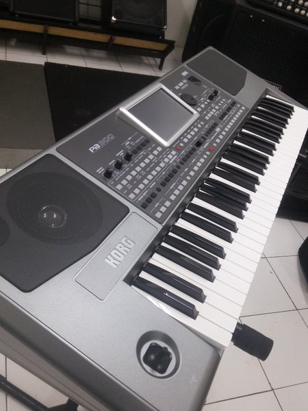 Korg PA900 Arranger