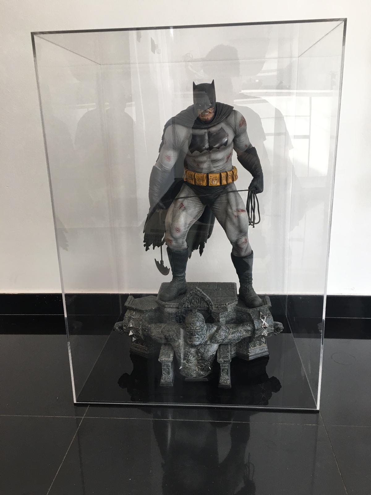 URNAS Y VITRINAS DE METACRILATO - foto 4