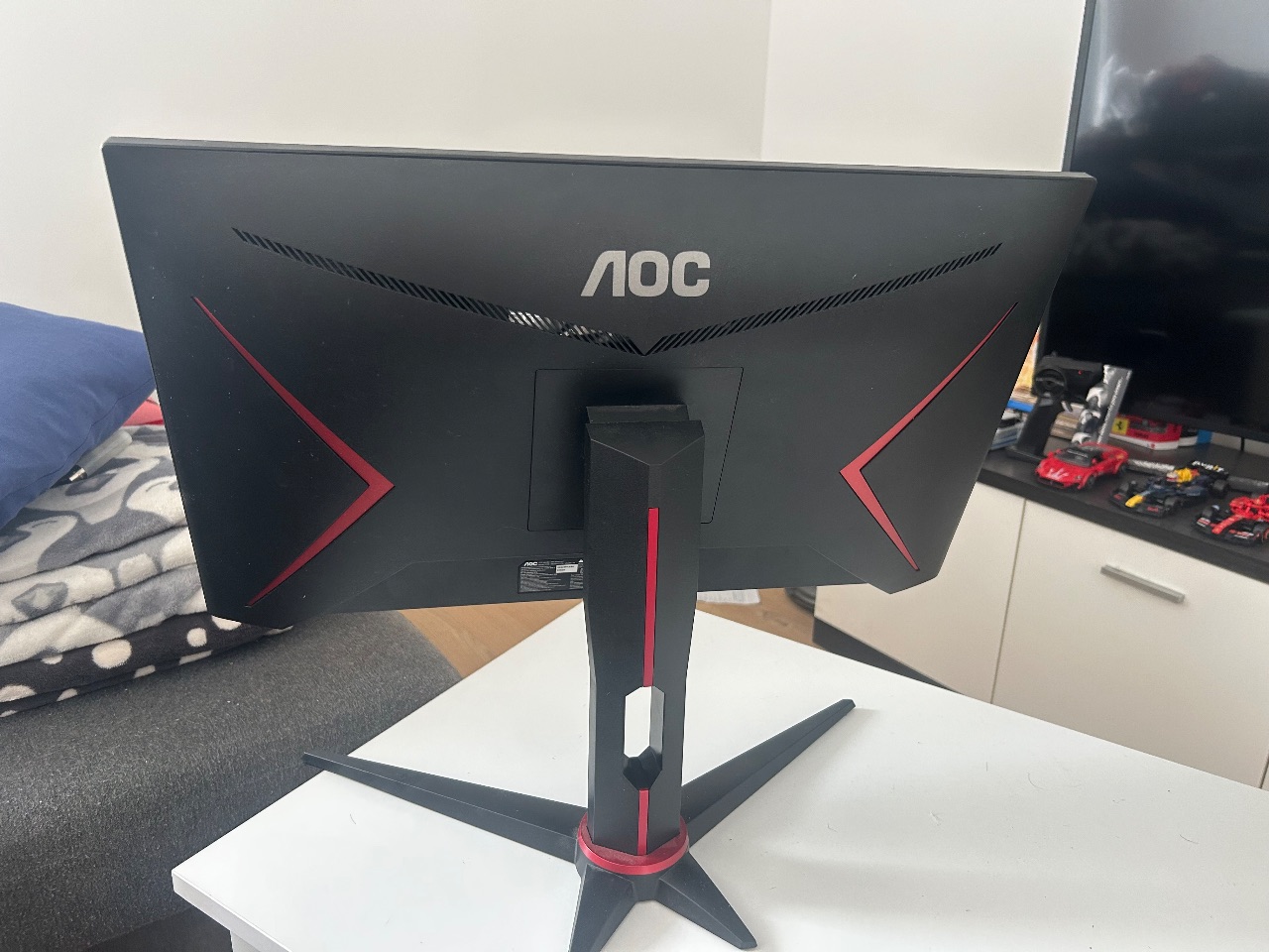 Monitor AOC Gaming 24 Pulgadas - foto 3
