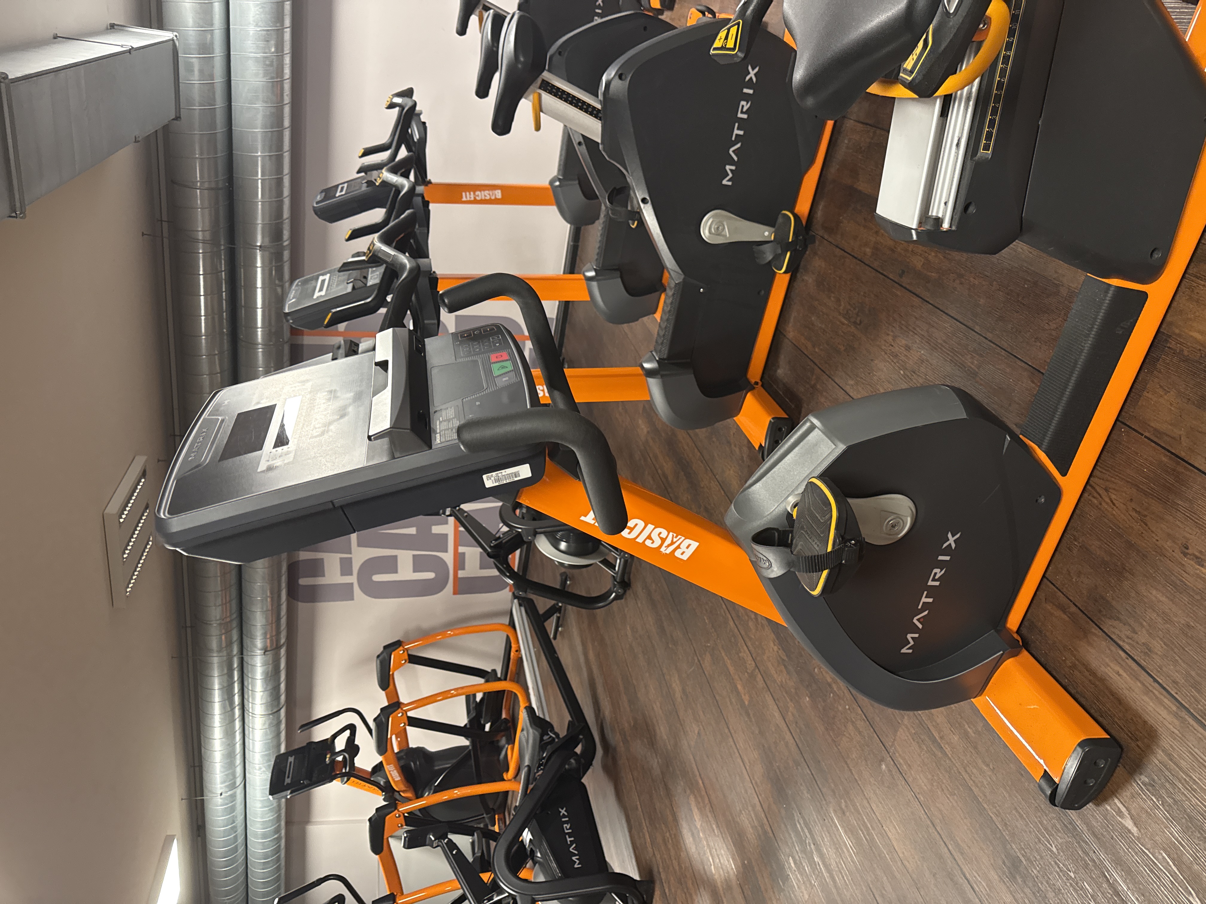 Bicicleta esttica Matrix Basic